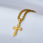 Dije Cruz puesta -- joyeria fina Leyfina Colombia