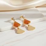 Aretes Abanico Dorado, aretes dorados para mujer en oro laminado 18K - LeyFina Colombia