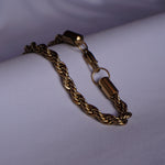 Pulso Lazo joyeria en oro, oro laminado Leyfina -- accesorio elegante coleccion Leyfina