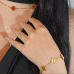 Pulsera trebol dorada