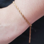 Pulsera Bulgari Aurore joyeria en oro, oro laminado Leyfina -- accesorio elegante coleccion Leyfina