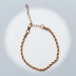 Pulsera Bulgari Aurore joyeria en oro, oro laminado Leyfina -- accesorio elegante coleccion Leyfina