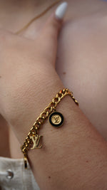 Pulsera Louis Vuitton Éclat joyeria en oro, oro laminado Leyfina -- accesorio elegante coleccion Leyfina