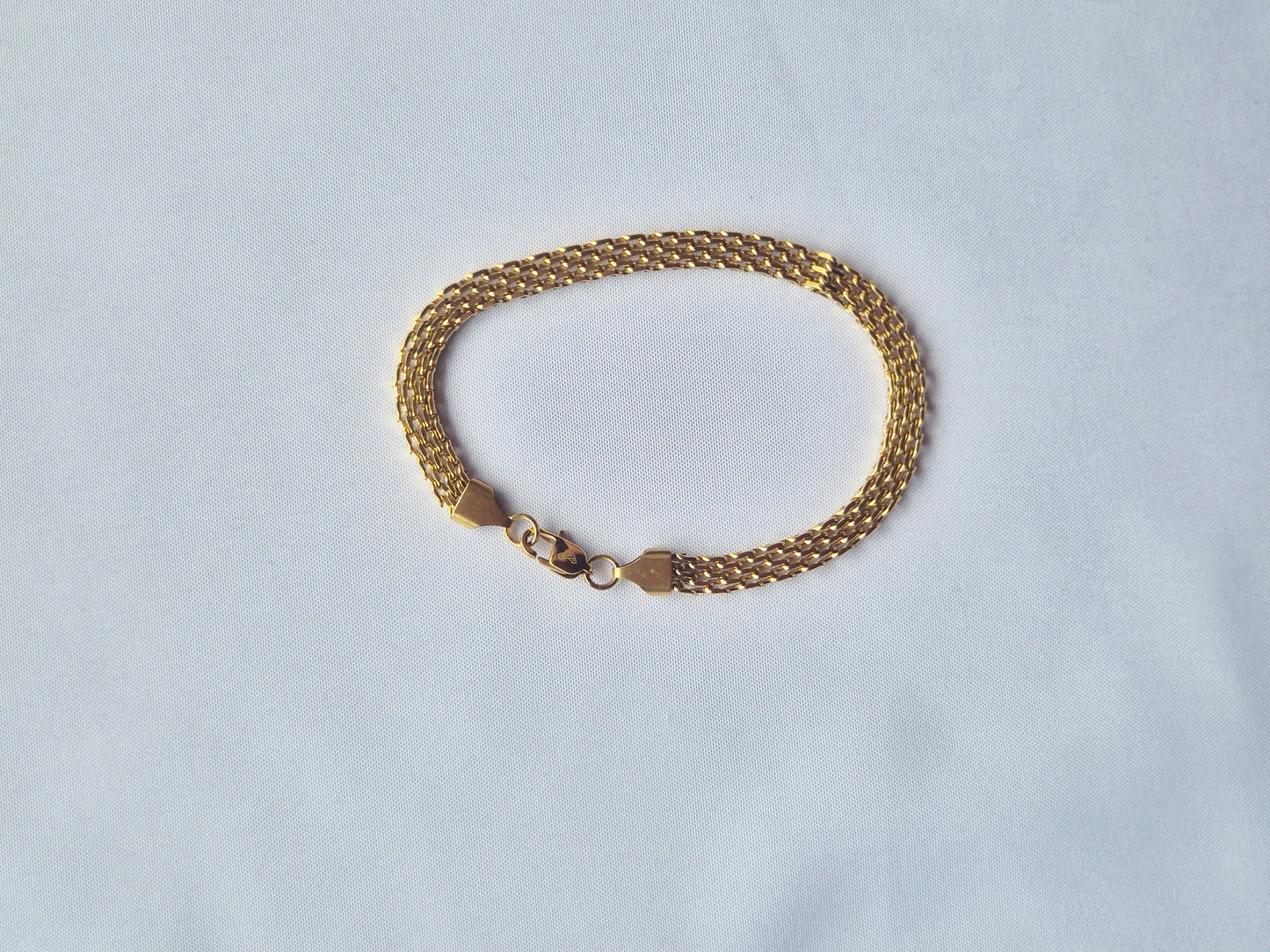 Manilla Chinesca Bold