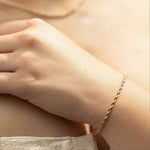 Pulsera Bulgari Aurore joyeria en oro, oro laminado Leyfina -- accesorio elegante coleccion Leyfina