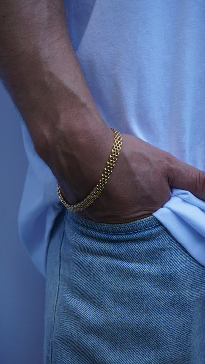 Manilla Chinesca Bold